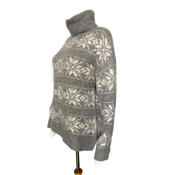 Cupcakes and Cashmere Fair Isle Snowflake Turtleneck Sweater Women S Gray White - Picture 4 of 9